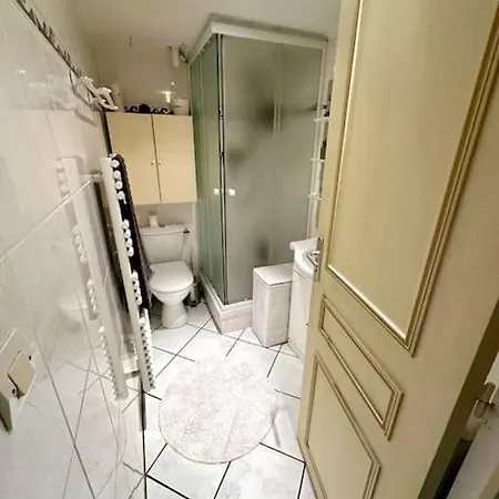 Апартаменты Basilique Metro 13 *